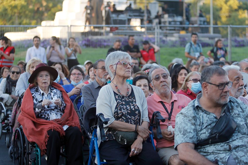 Las funciones estarán a cargo de la Orquesta Sinfónica Nacional de Chile y el Coro Sinfónico Universidad de Chile, dirigidos por el maestro Rodolfo Saglimbeni y Juan Pablo Villarroel, respectivamente.